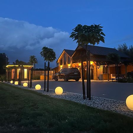 Przystanekufranka Villa Wysokie Mazowieckie ภายนอก รูปภาพ